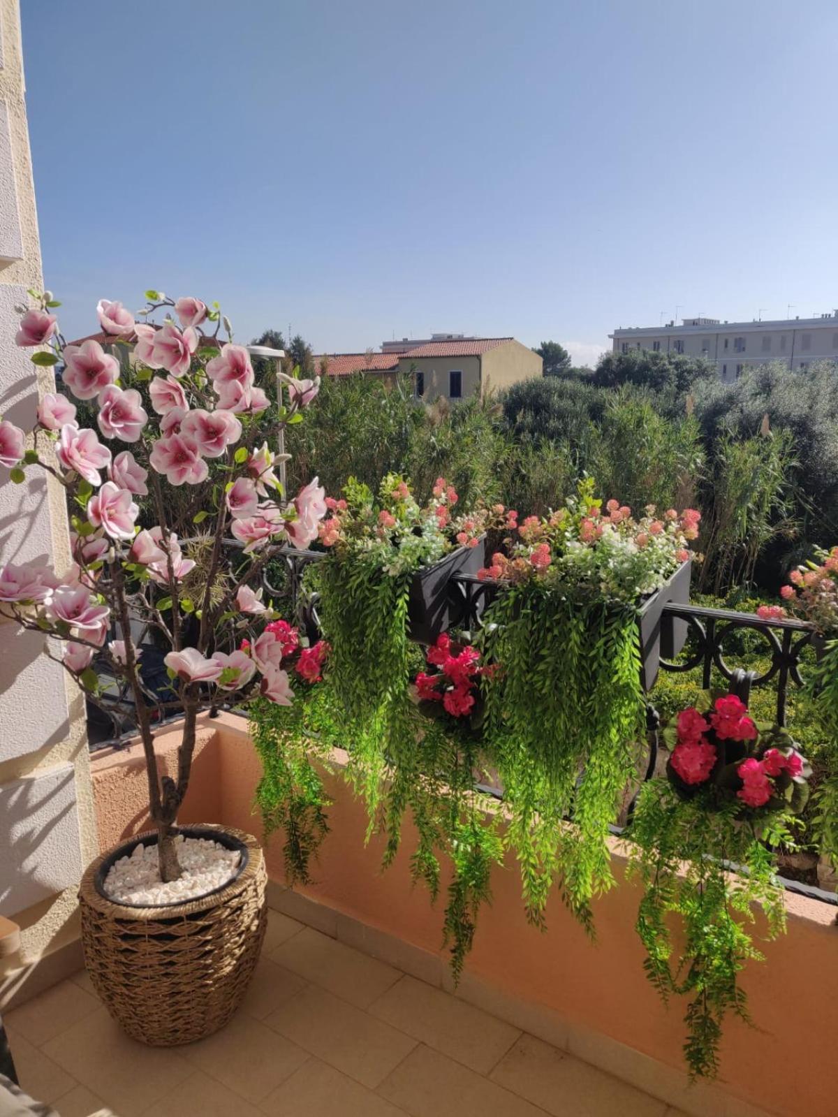 ラ・マッダレーナCasa Dei Fiori Bluアパートメント エクステリア 写真